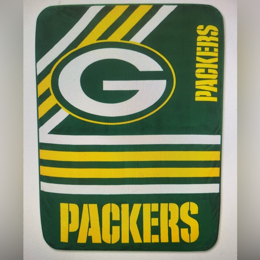 NFL Green Bay Packers Plush Throw Blanket